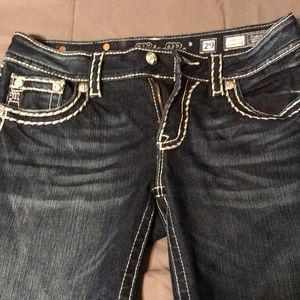 Miss me signature capris